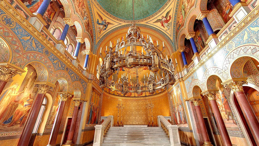 Neuschwanstein Castle Experience in Germany - inside and outside - VR Travel
