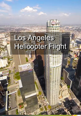 Los Angeles Helicopter Flight - Hanging outside of the helicopter - VR Travel