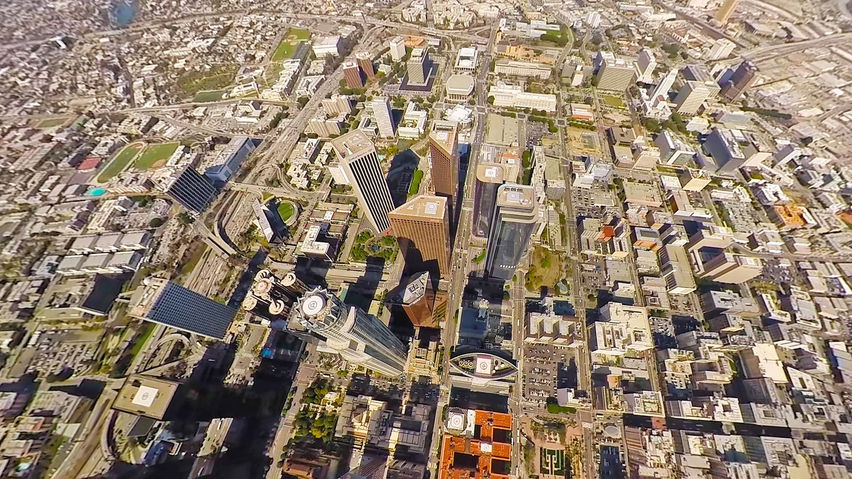 Los Angeles Helicopter Flight - Hanging outside of the helicopter - VR Travel