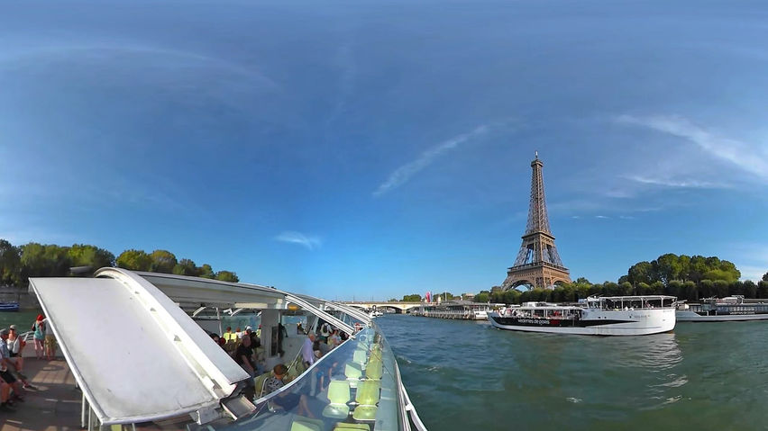 Paris Boat Trip France - VR Travel