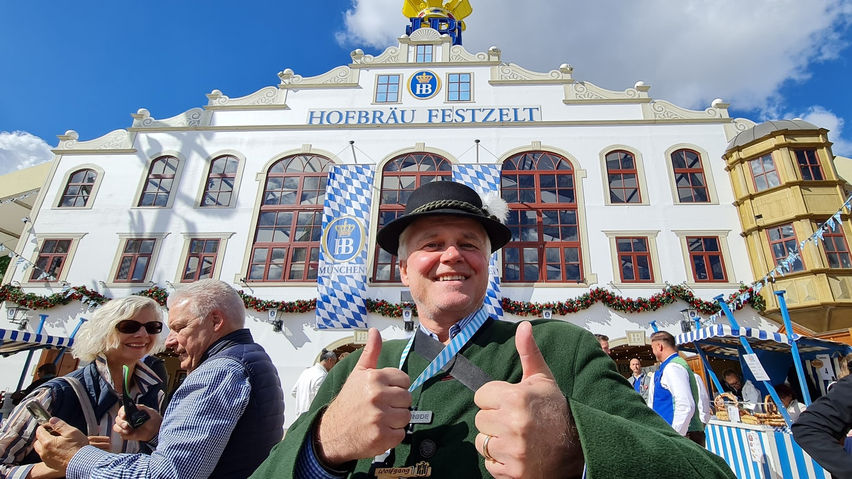 Octoberfest Beer Festival Munich Tour with Wolfgang - VR Travel