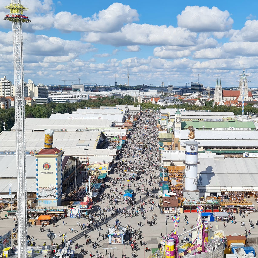 Octoberfest Beer Festival Munich Tour with Wolfgang - VR Travel