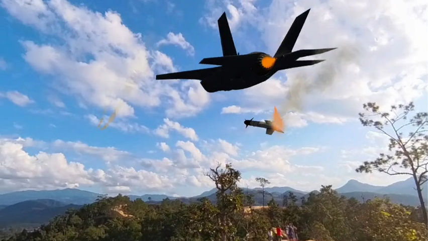 FlyMe Remote control airplane Dogfight