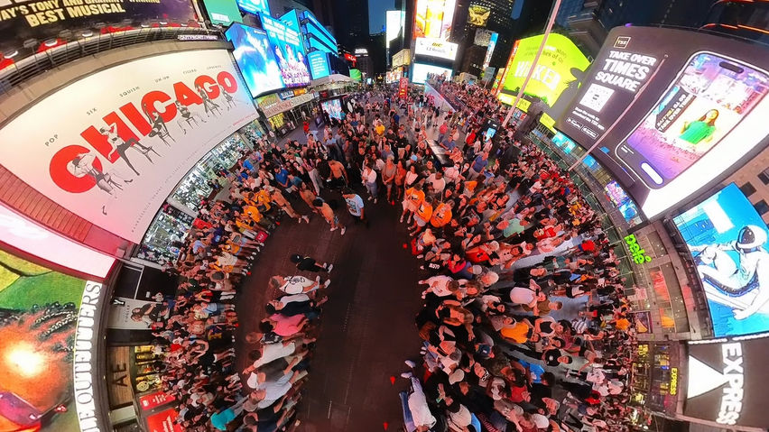 NYC Times Square VR Travel Giant's View