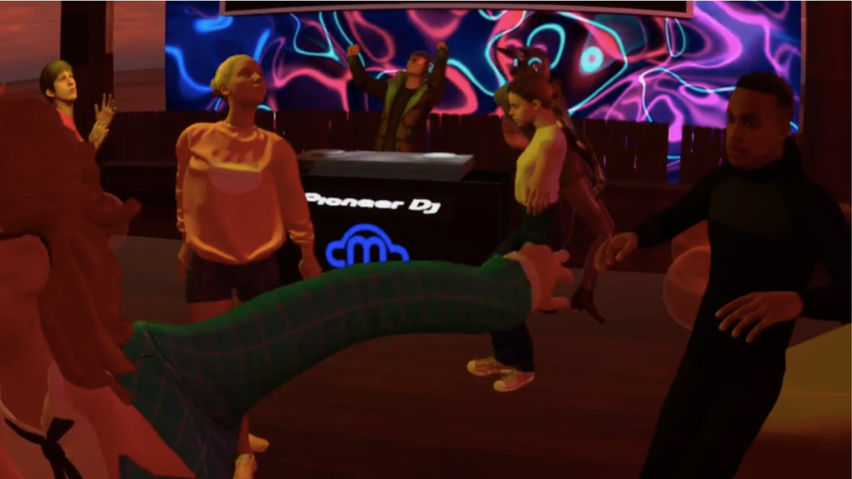 GO CLUBBING™