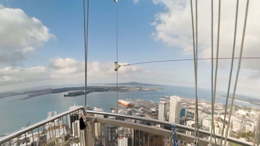Samsung #BeFearless Fear of Heights - Cityscapes