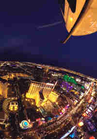 Las Vegas Helicopter Flight - Hanging outside of the helicopter - VR Travel