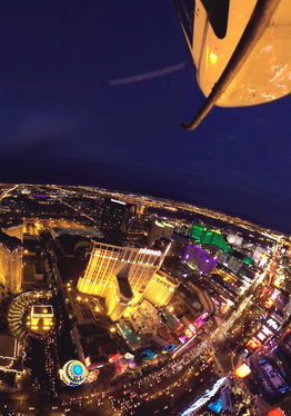 Las Vegas Helicopter Flight - Hanging outside of the helicopter - VR Travel