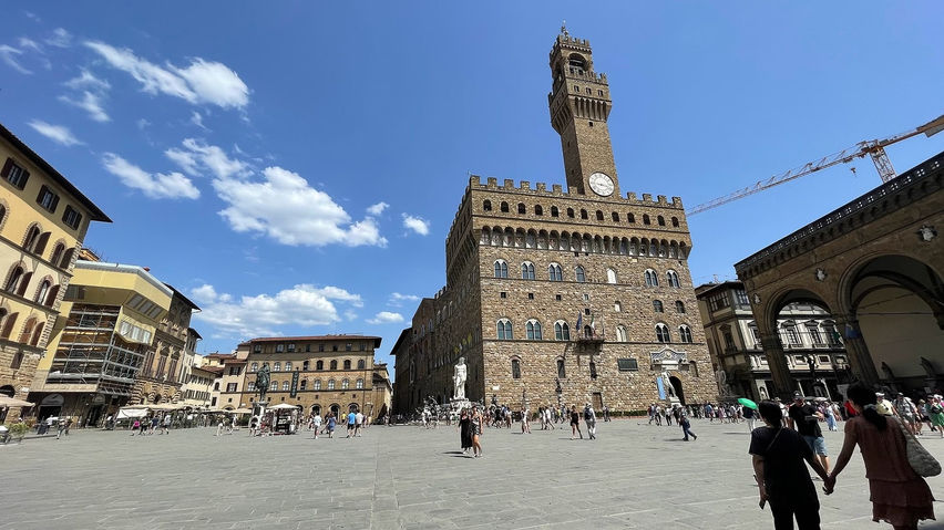 Florence VR Walk: From Duomo to David X2