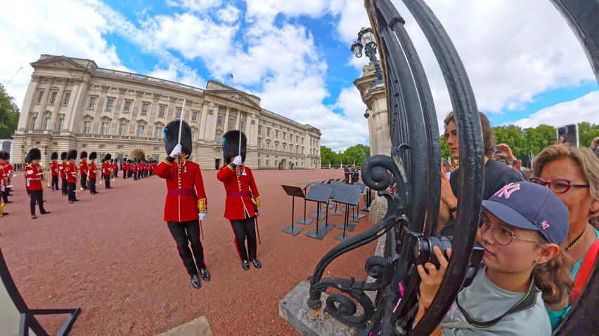 London: Changing of the Guard Experience – VR Travel