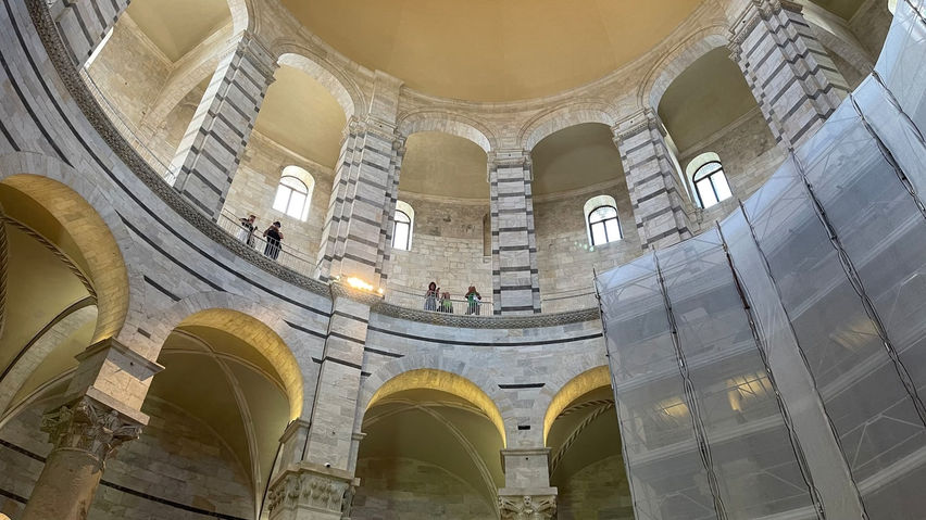 Pisa: Explore the Famous Baptistery