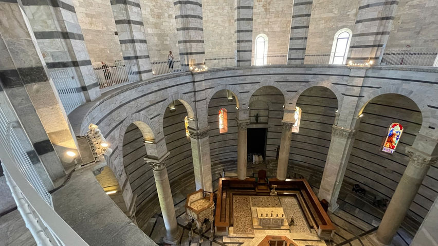 Pisa: Explore the Famous Baptistery
