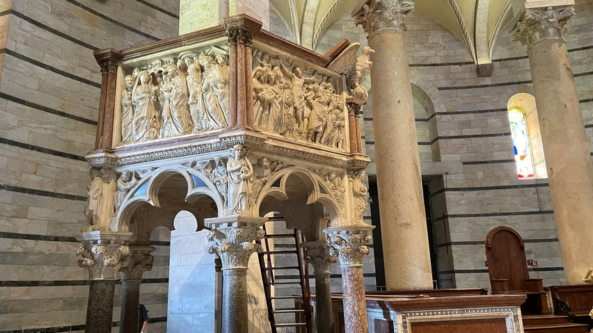 Pisa: Explore the Famous Baptistery