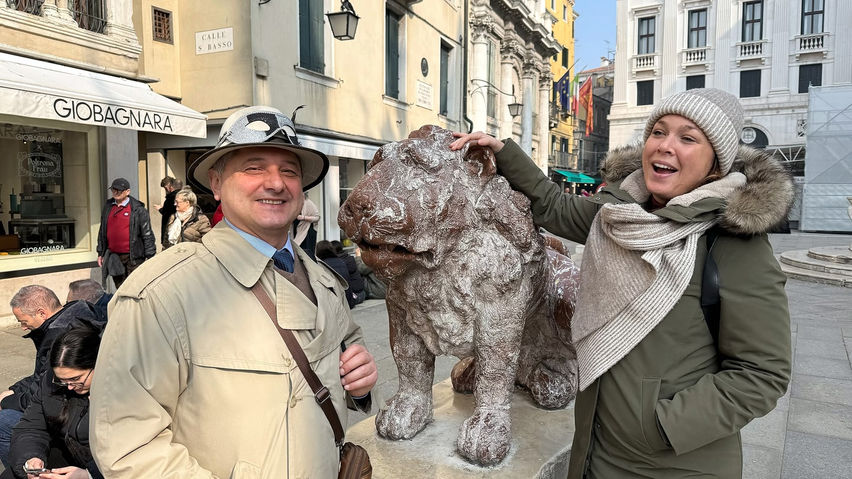 VR Travel Venice with Claudia – Carnival