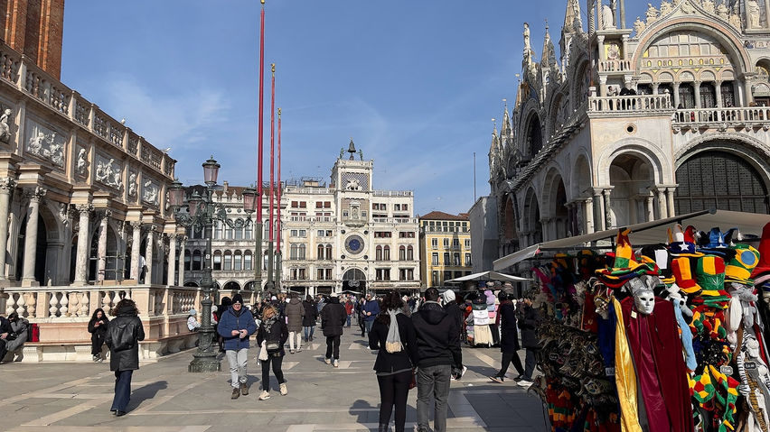 VR Travel Venice with Claudia – Carnival