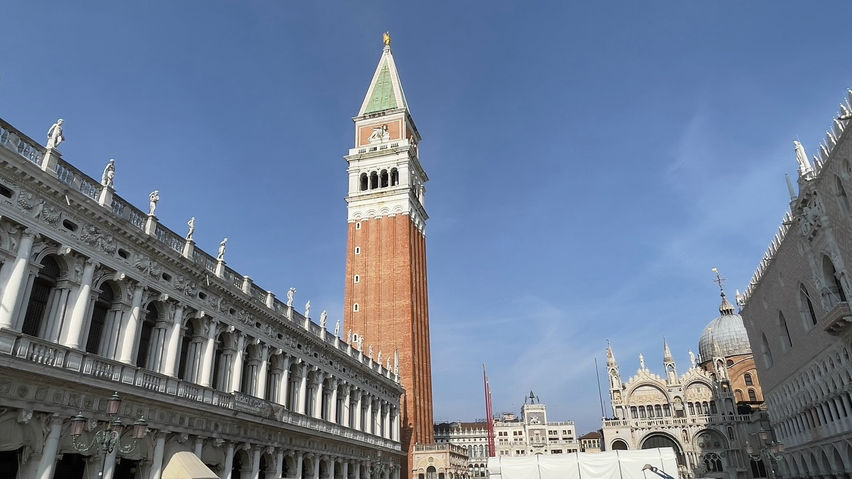 VR Travel Venice with Claudia – Carnival