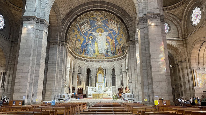 VR Travel Paris Sacre Coeur Inside View