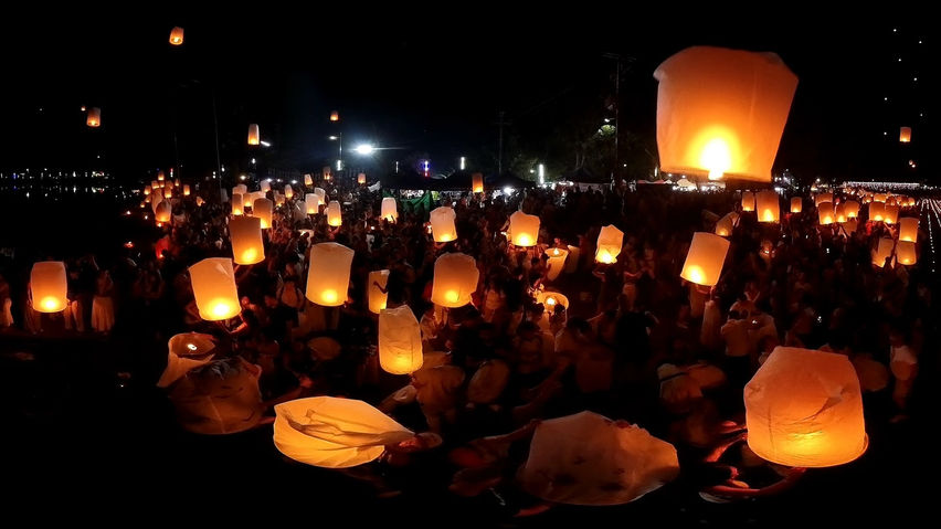 Calm VR: Thailand Lantern Festival