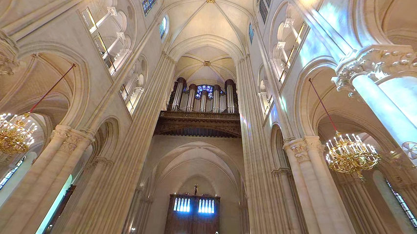 VR Travel Paris Notre-Dame Meditation