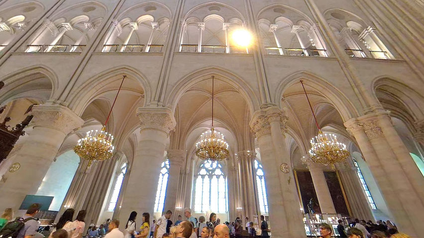 VR Travel Paris Notre-Dame Meditation