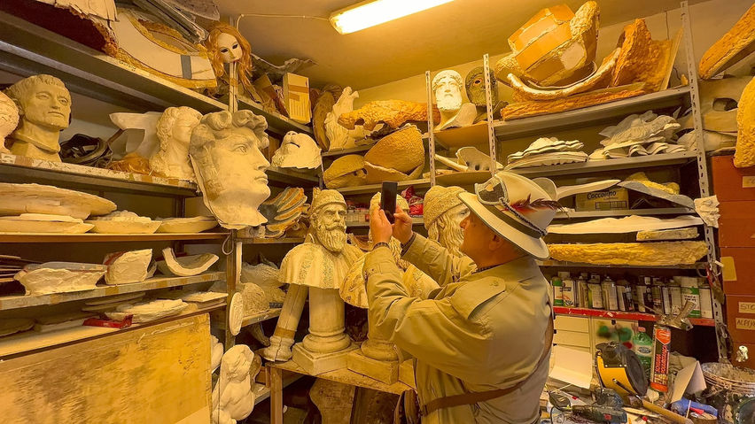 VR TRAVEL Venice Carnival Masks Atelier