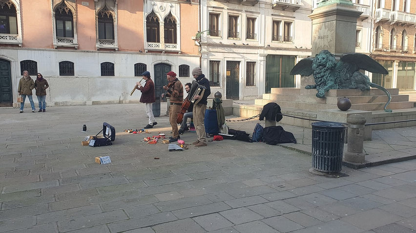 VR Travel Venice Carnival Lost Once More