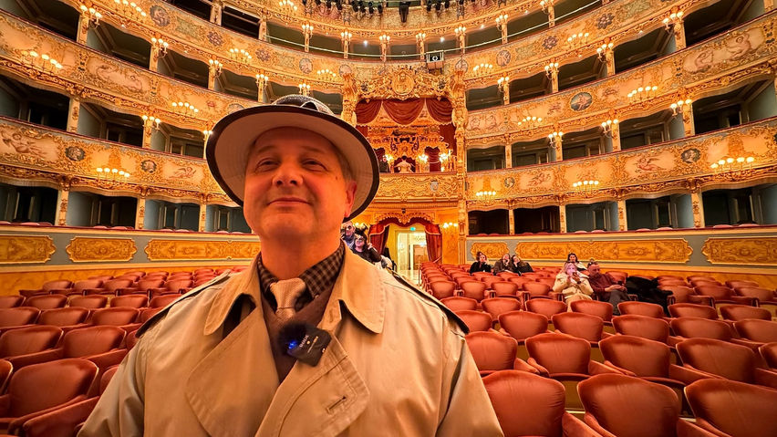 VR Travel Venice Carnival Opera