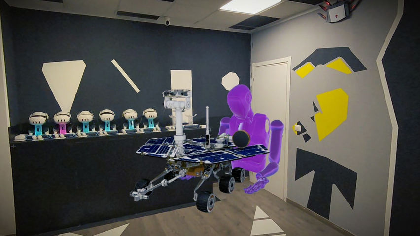 HoloMeeting VR - Showroom & Training